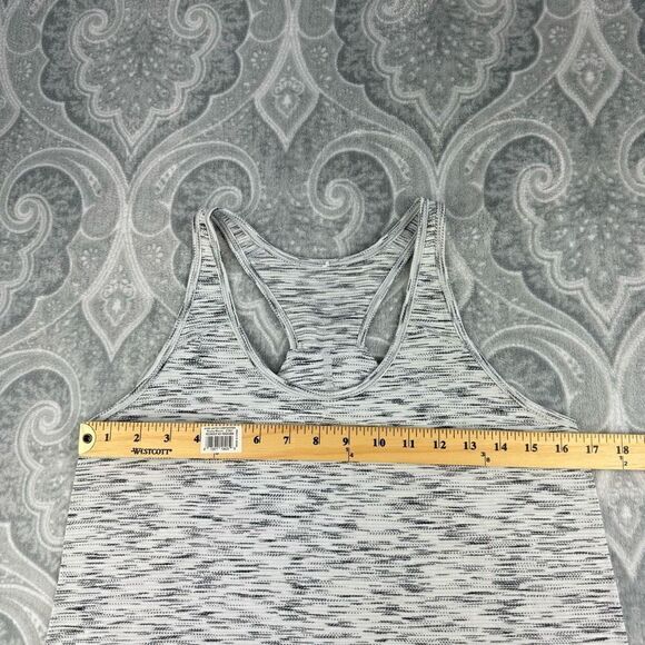 Womens Lululemon Essential Tank - Picture 6 of 6